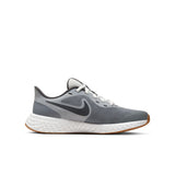 Nike Revolution 5